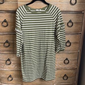 GAP petite balloon sleeve t shirt dress